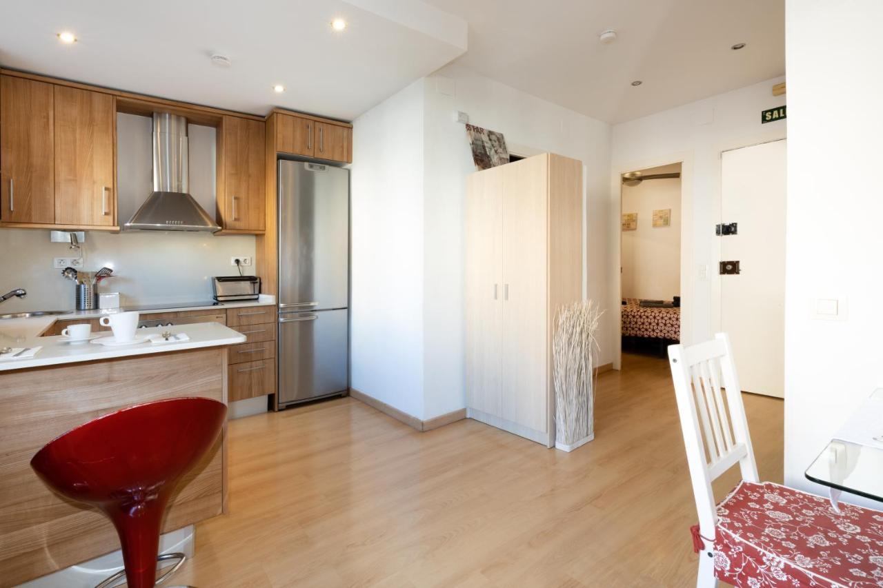 Cute Apartment In Sants Station With Hbo & Alexa & Ac Барселона Экстерьер фото